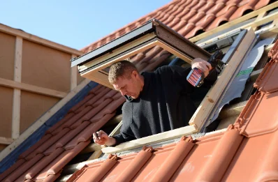 Pose de fenêtres de toit Velux à Migné